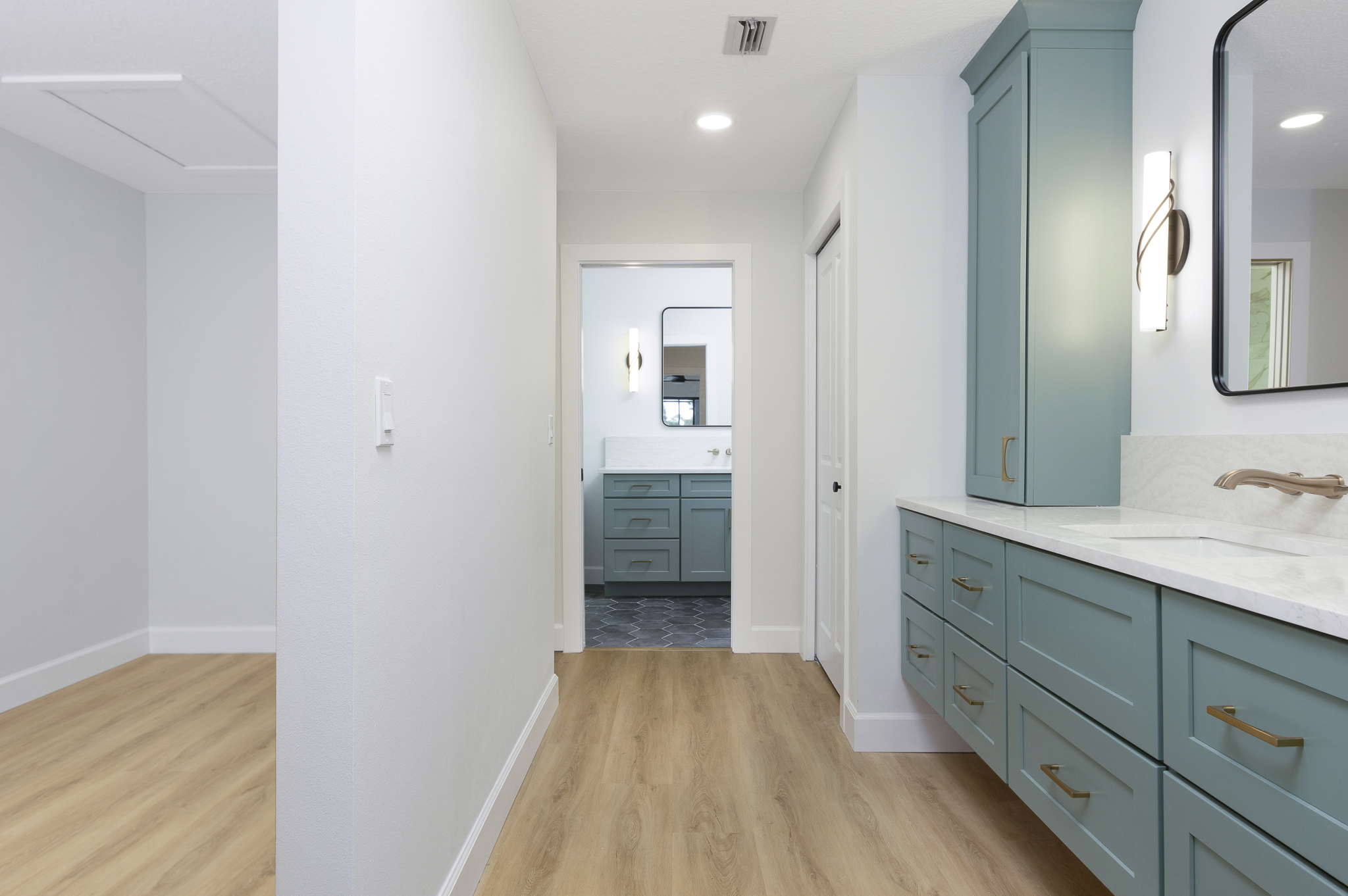 white corner kitchen remodeling in st. petersburg, fl